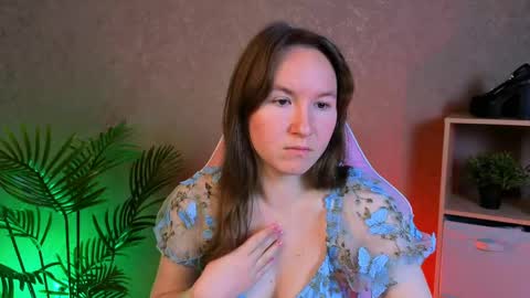Snapshot of little_doll_meow chatting on May 12, 2026, 1:58 am Alexandra online show from May 12, 2026, 1:58 am