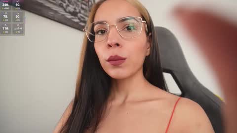 Help me reach 100 likes online show from November 23, 2025, 7:13 pm