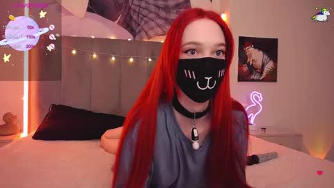 Snapshot of little_food_girl chatting on February 28, 2025, 12:10 am Jane online show from February 28, 2025, 12:10 am