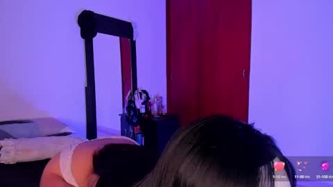 Snapshot of little_kayla_ chatting on December 18, 2024, 5:26 am kayla Instagram kayla 71082 online show from December 18, 2024, 5:26 am