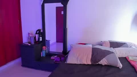 Snapshot of little_kayla_ chatting on December 28, 2024, 6:18 pm kayla Instagram kayla 71082 online show from December 28, 2024, 6:18 pm