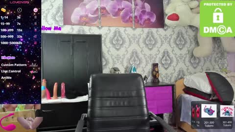 Snapshot of little_letti chatting on December 6, 2024, 9:32 am Letti online show from December 6, 2024, 9:32 am