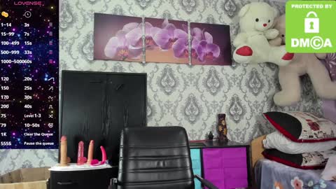 Snapshot of little_letti chatting on December 14, 2024, 5:29 am Letti online show from December 14, 2024, 5:29 am