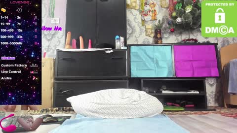 Snapshot of little_letti chatting on January 30, 2025, 8:32 am Letti online show from January 30, 2025, 8:32 am