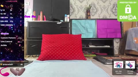 Snapshot of little_letti chatting on February 5, 2025, 12:27 pm Letti online show from February 5, 2025, 12:27 pm