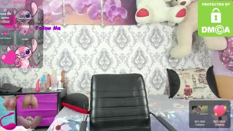 Snapshot of little_letti chatting on February 27, 2025, 7:44 am Letti online show from February 27, 2025, 7:44 am
