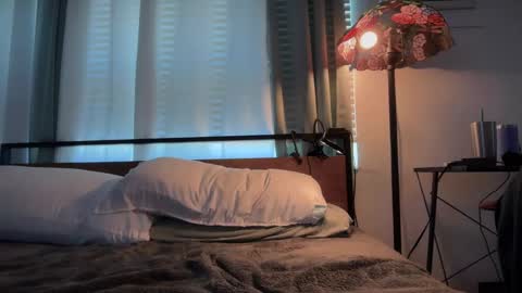 Snapshot of little_lies chatting on November 14, 2025, 3:11 pm little lies online show from November 14, 2025, 3:11 pm