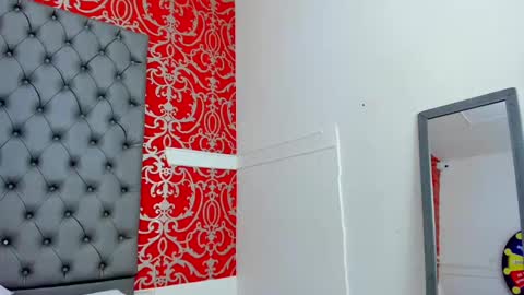 Snapshot of little_lilith_apple chatting on February 19, 2025, 1:08 am little_lilith_apple online show from February 19, 2025, 1:08 am