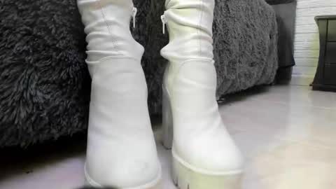 Snapshot of little_mars1 chatting on January 25, 2025, 12:38 am Misstress Martina online show from January 25, 2025, 12:38 am