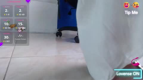 Snapshot of little_mars1 chatting on October 31, 2025, 6:53 pm Misstress Martina online show from October 31, 2025, 6:53 pm