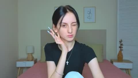 Snapshot of little_mollee chatting on September 24, 2025, 10:02 pm little_mollee online show from September 24, 2025, 10:02 pm