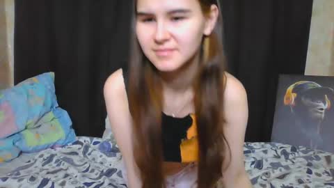 Snapshot of little_owlx chatting on September 26, 2025, 4:55 pm Alice.. online show from September 26, 2025, 4:55 pm