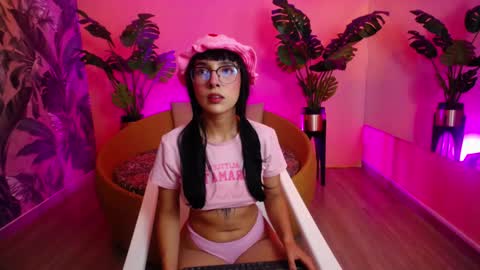 Paulette online show from October 28, 2025, 1:47 pm