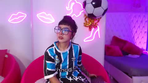 Paulette online show from July 9, 2026, 4:05 am