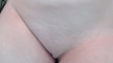 Snapshot of little_pearl_ chatting on February 10, 2025, 8:53 am Adaline online show from February 10, 2025, 8:53 am