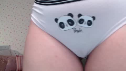 Snapshot of little_pearl_ chatting on September 15, 2025, 4:45 am Adaline online show from September 15, 2025, 4:45 am