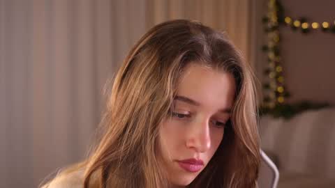 Snapshot of little_poetry chatting on October 7, 2025, 3:31 pm Kiki online show from October 7, 2025, 3:31 pm