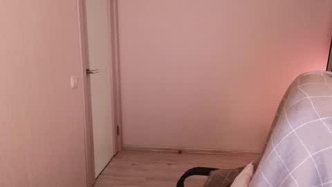 little_pretty_woman online show from September 25, 2025, 5:16 pm