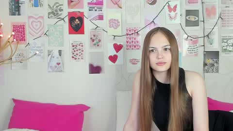 Snapshot of little_radiant_sun chatting on April 8, 2026, 8:14 am Kriss online show from April 8, 2026, 8:14 am