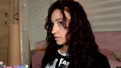 Eva online show from August 3, 2026, 7:50 pm