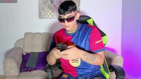 SAM HOFFMAN online show from December 11, 2024, 11:30 am