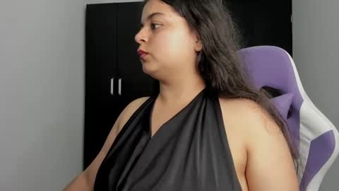 Snapshot of little_shaara chatting on January 26, 2025, 10:46 pm Shaara online show from January 26, 2025, 10:46 pm