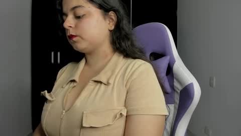 Snapshot of little_shaara chatting on January 29, 2025, 7:32 pm Shaara online show from January 29, 2025, 7:32 pm