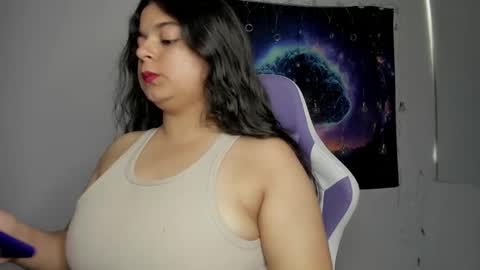 Snapshot of little_shaara chatting on January 31, 2025, 9:37 pm Shaara online show from January 31, 2025, 9:37 pm