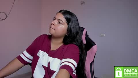 Snapshot of little_shaara chatting on September 30, 2025, 8:58 pm Shaara online show from September 30, 2025, 8:58 pm