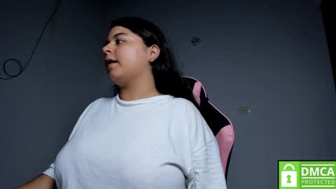 Snapshot of little_shaara chatting on October 28, 2025, 8:00 pm Shaara online show from October 28, 2025, 8:00 pm