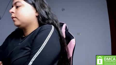 Snapshot of little_shaara chatting on October 30, 2025, 9:00 am Shaara online show from October 30, 2025, 9:00 am