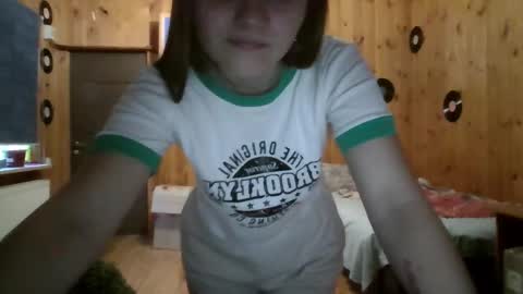 Snapshot of little_shygirl_ chatting on September 9, 2025, 4:17 pm little_shygirl_ online show from September 9, 2025, 4:17 pm