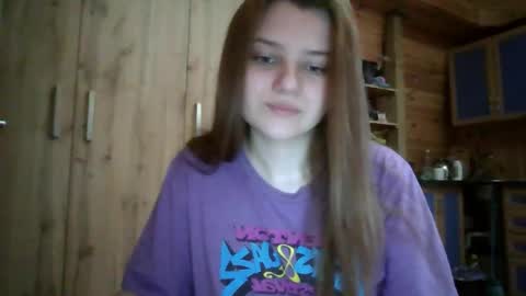 Snapshot of little_shygirl_ chatting on November 20, 2025, 5:40 am little_shygirl_ online show from November 20, 2025, 5:40 am