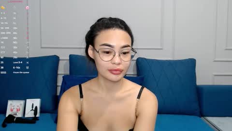 Snapshot of little_v1rgin_angel chatting on November 13, 2025, 3:22 pm Kwan online show from November 13, 2025, 3:22 pm