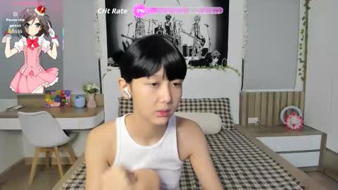 Snapshot of little_yena chatting on October 15, 2025, 10:48 am Yena and Gabby online show from October 15, 2025, 10:48 am