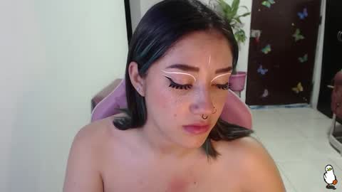 Snapshot of littleangelx_m chatting on November 9, 2025, 9:35 pm Daniela online show from November 9, 2025, 9:35 pm