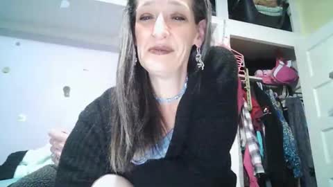 Snapshot of littlebigsquirt7945 chatting on April 7, 2026, 9:54 am Sady Jayne online show from April 7, 2026, 9:54 am
