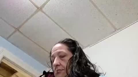 Snapshot of littlebigsquirt7945 chatting on April 21, 2026, 11:27 am Sady Jayne online show from April 21, 2026, 11:27 am