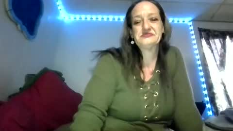 Snapshot of littlebigsquirt7945 chatting on May 6, 2026, 1:27 pm Sady Jayne online show from May 6, 2026, 1:27 pm