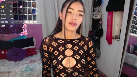 littlebombon online show from April 7, 2026, 4:51 pm