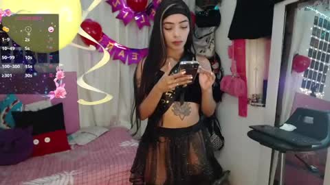 littlebombon online show from April 17, 2026, 6:22 pm