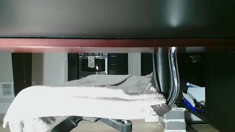 Snapshot of littleclitty247 chatting on September 19, 2025, 12:02 am Littlleclitty247 online show from September 19, 2025, 12:02 am