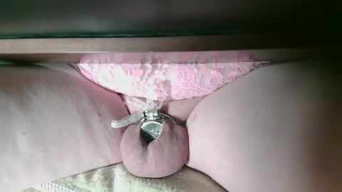 Snapshot of littleclitty247 chatting on December 16, 2025, 6:24 pm Littlleclitty247 online show from December 16, 2025, 6:24 pm