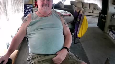 Littled83057 online show from September 12, 2025, 5:57 pm