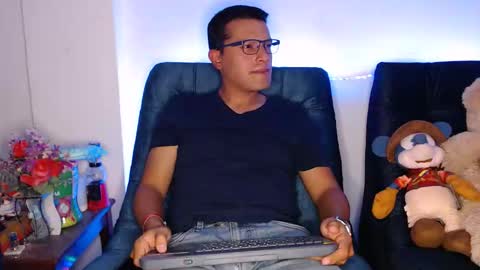 Manu online show from March 16, 2026, 3:45 am