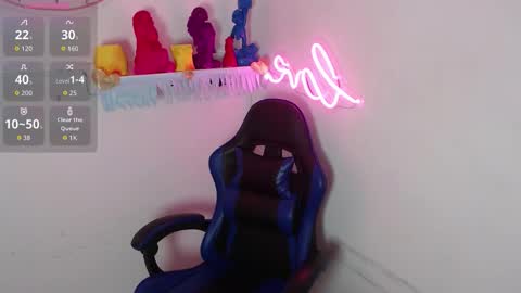 Snapshot of littlee_red chatting on December 1, 2025, 8:58 pm Angel online show from December 1, 2025, 8:58 pm