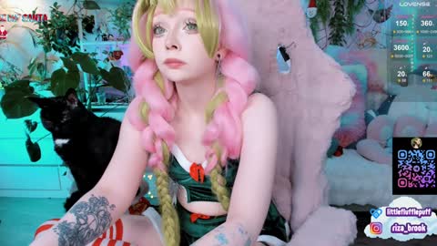 Snapshot of littleflufflepuff chatting on December 26, 2024, 2:22 am Riza Riri Puff online show from December 26, 2024, 2:22 am