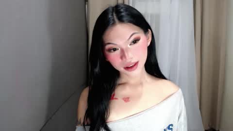 littlelace_ online show from March 16, 2026, 9:24 am