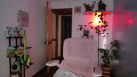 Snapshot of littlelaksmi chatting on June 12, 2026, 10:08 pm Laksmi online show from June 12, 2026, 10:08 pm