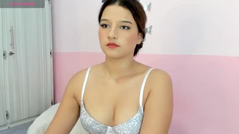 Snapshot of littlemelodii18 chatting on December 9, 2024, 9:05 pm MELODY online show from December 9, 2024, 9:05 pm